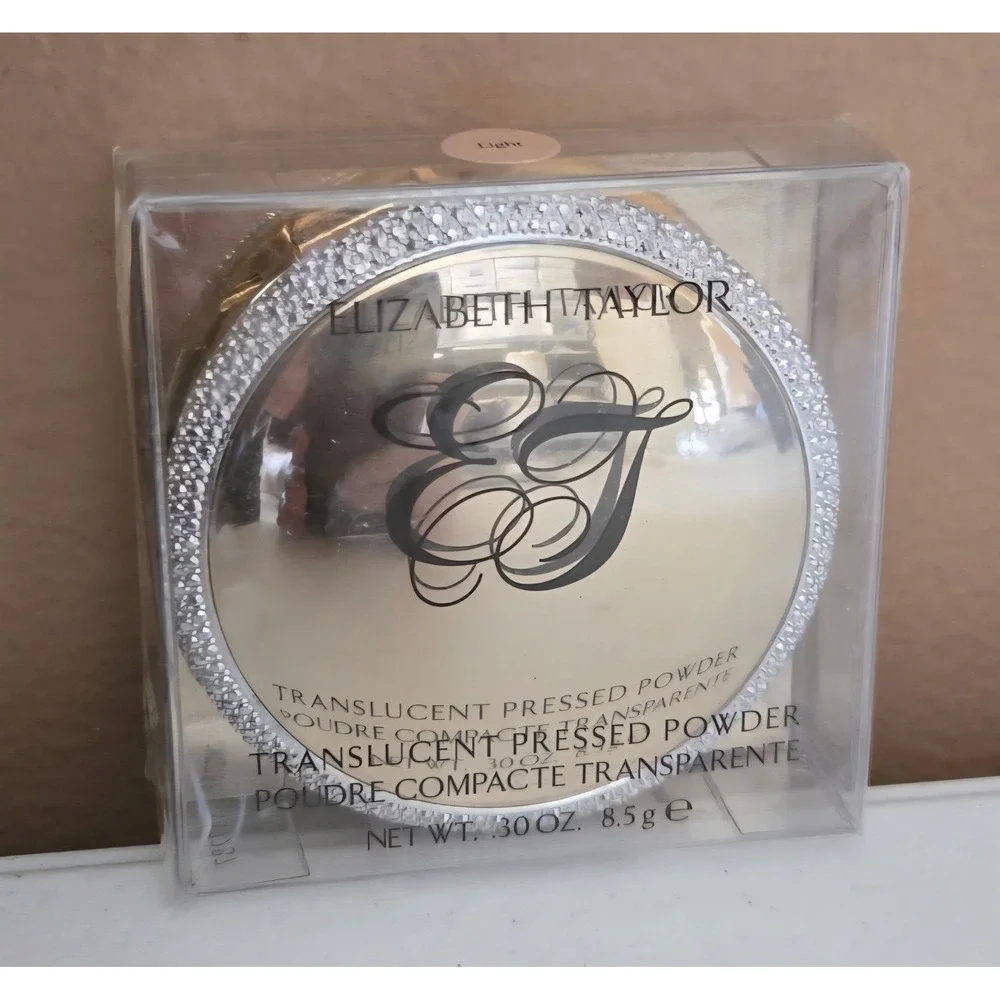 Elizabeth Taylor Translucent Pressed Powder Light New Sealed Compact